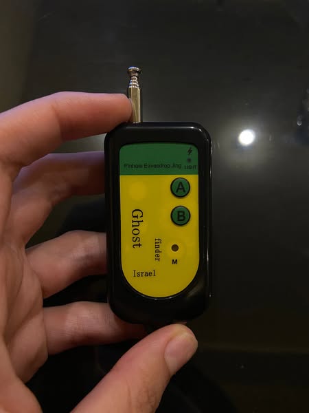 Mini Buscador y Rastreador RF de Señal Inalámbrica