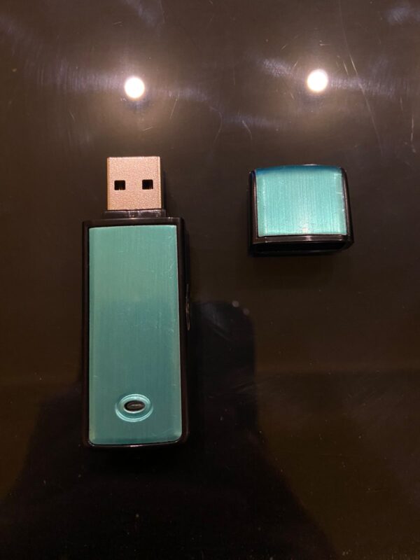 Grabadora de Voz Espía Oculta USB 16GB (hasta 16 horas)